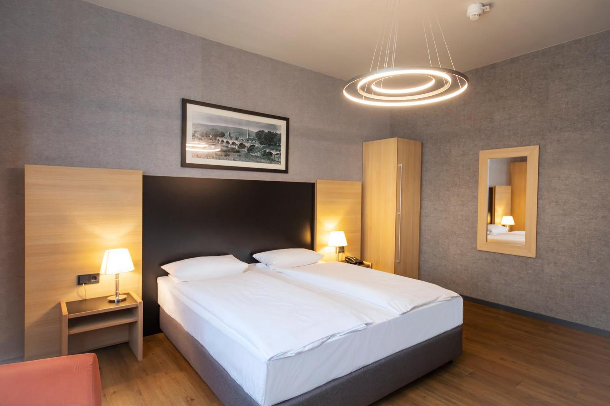 Roomingtons Hotel Franziskushoehe Lohr Eksteriør billede
